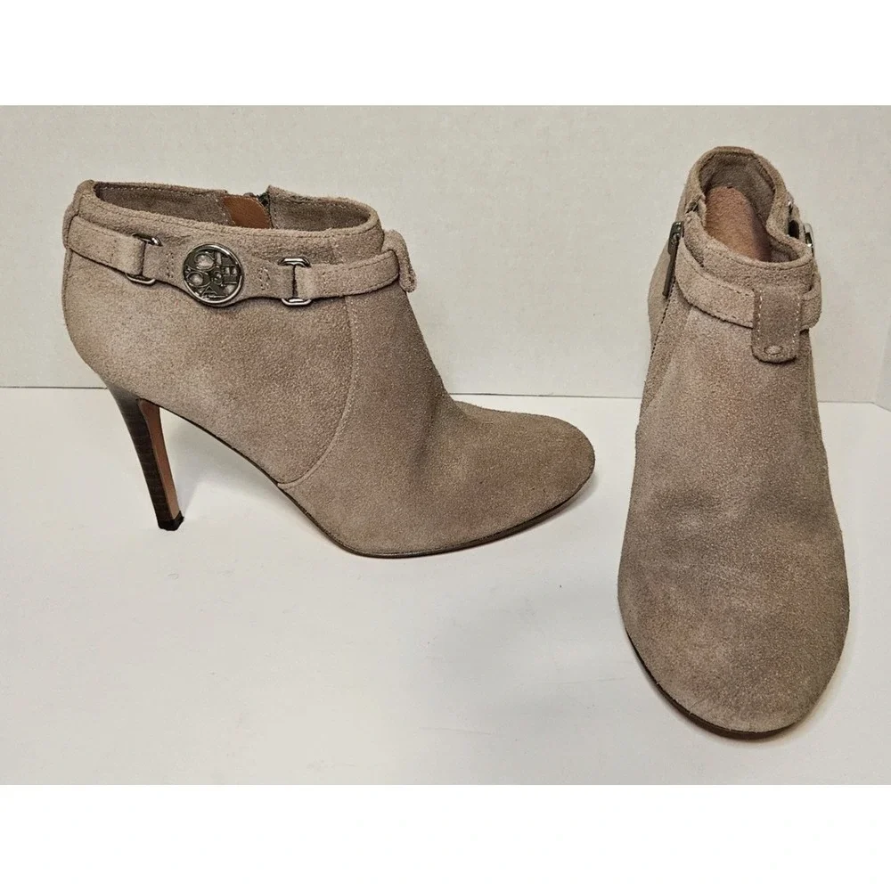 Coach Salene Taupe Suede Ankle Booties Stiletto Heel Logo Medallion 5B Chic